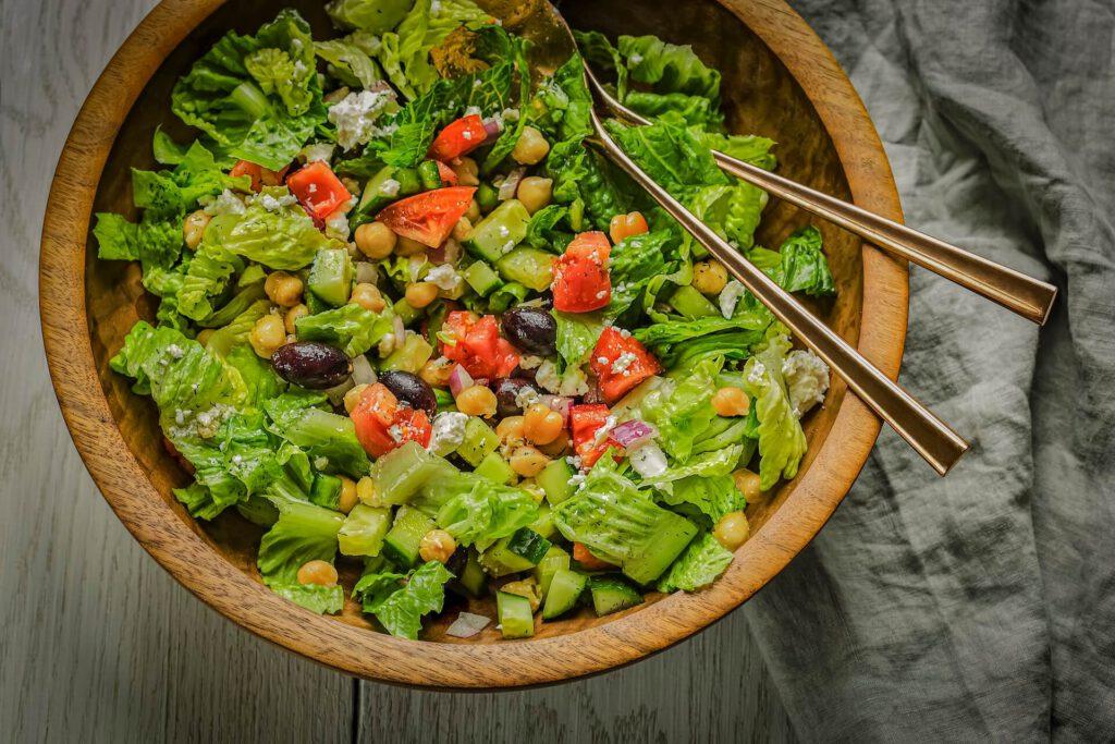 Greek salad with garbanzo beans cc