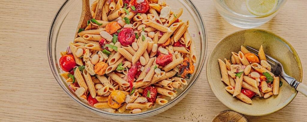 PASTA sALAD WITH ROASTED TOMATOES AND WHITE BEANS