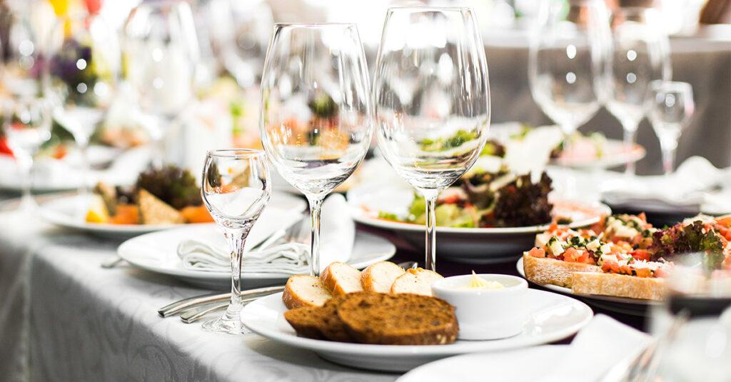 7 Tasty & Easy Bites to Serve This New Year’s Eve