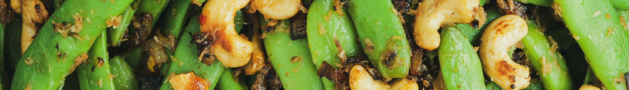 Green Beans with Caramelized Onions and Cashews