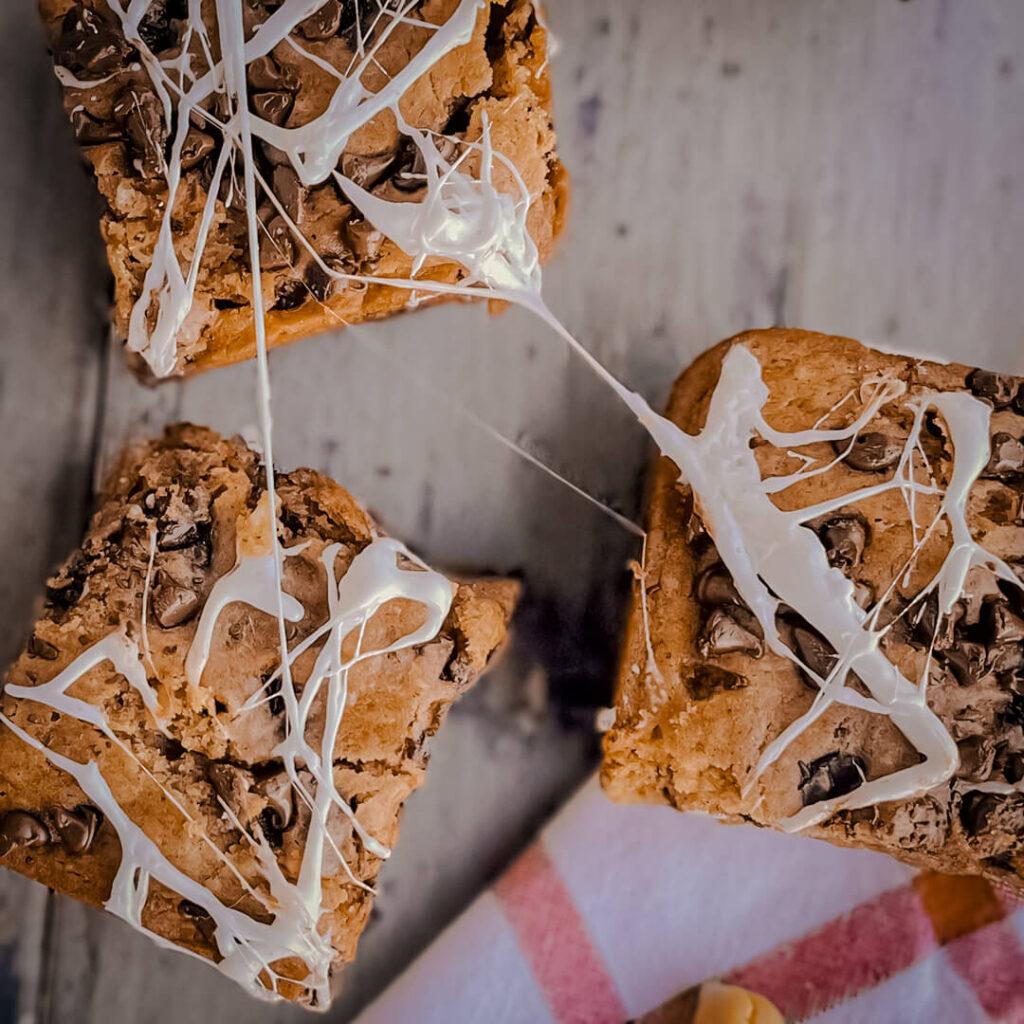 Chickpea Cobweb Blondies cc