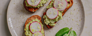 Pea & Mint Pesto Crostini